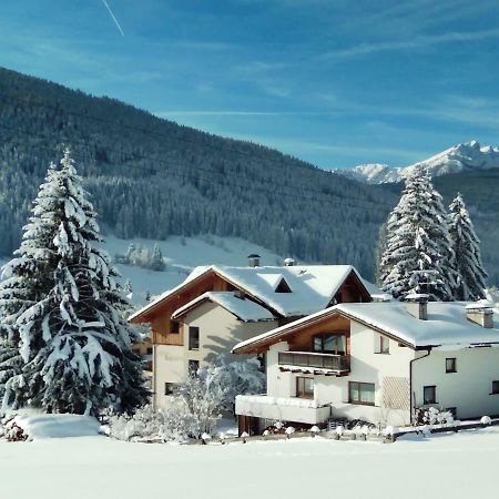 Appartments Helvetia Виллабасса Экстерьер фото