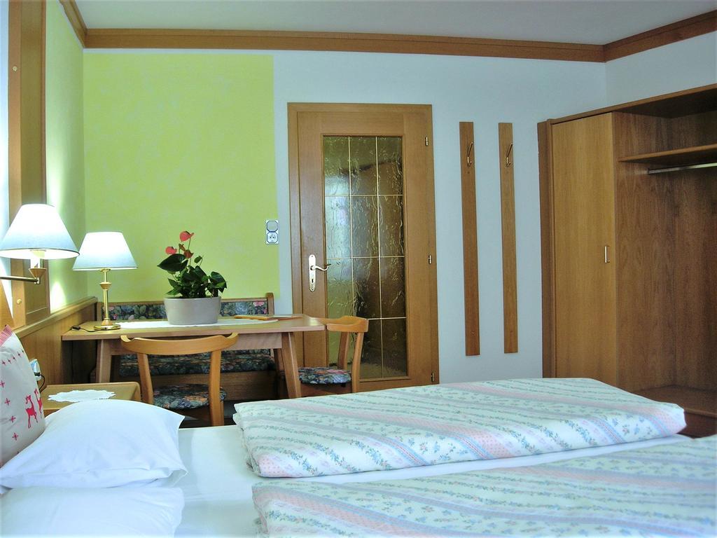 Appartments Helvetia Виллабасса Экстерьер фото