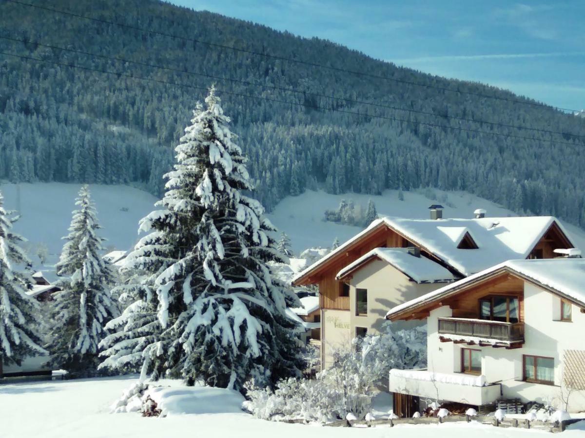 Appartments Helvetia Виллабасса Экстерьер фото